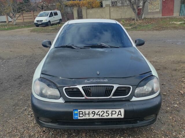 Белый Дэу Сенс, объемом двигателя 1.5 л и пробегом 3 тыс. км за 800 $, фото 1 на Automoto.ua