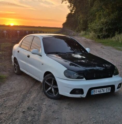 Білий Деу Сенс, об'ємом двигуна 2 л та пробігом 253 тис. км за 2199 $, фото 1 на Automoto.ua