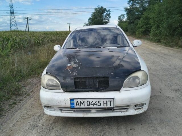 Белый Дэу Сенс, объемом двигателя 0 л и пробегом 200 тыс. км за 650 $, фото 1 на Automoto.ua