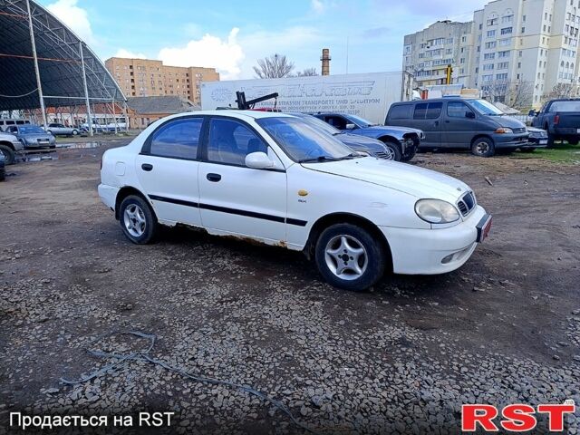 Белый Дэу Сенс, объемом двигателя 1.3 л и пробегом 200 тыс. км за 700 $, фото 1 на Automoto.ua