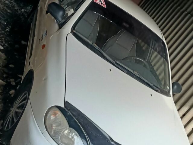 Білий Деу Сенс, об'ємом двигуна 1.3 л та пробігом 180 тис. км за 1790 $, фото 1 на Automoto.ua