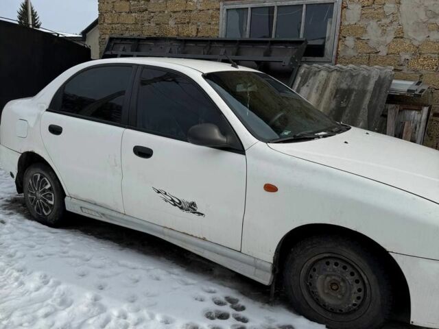 Белый Дэу Сенс, объемом двигателя 0 л и пробегом 120 тыс. км за 900 $, фото 1 на Automoto.ua