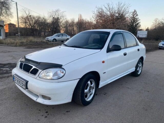 Білий Деу Сенс, об'ємом двигуна 1.3 л та пробігом 250 тис. км за 1150 $, фото 1 на Automoto.ua