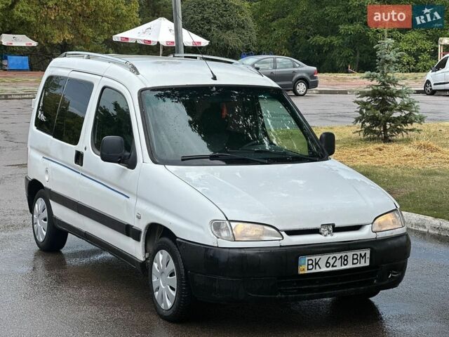 Білий Деу Сенс, об'ємом двигуна 0 л та пробігом 421 тис. км за 1603 $, фото 1 на Automoto.ua