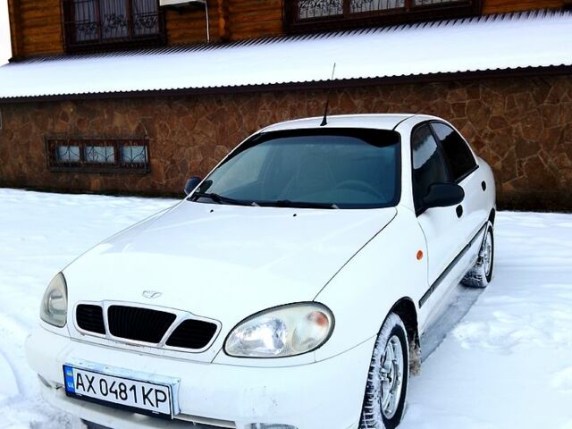 Белый Дэу Сенс, объемом двигателя 1.3 л и пробегом 300 тыс. км за 1500 $, фото 1 на Automoto.ua