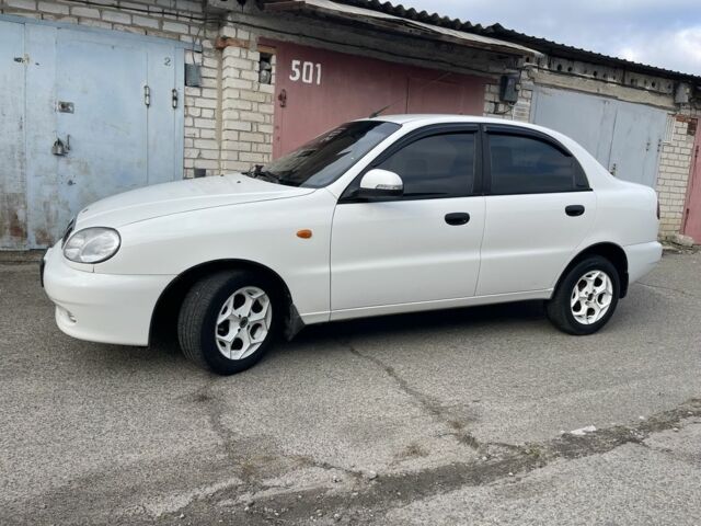 Белый Дэу Сенс, объемом двигателя 1.5 л и пробегом 207 тыс. км за 2950 $, фото 1 на Automoto.ua