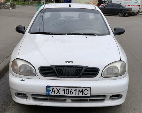 Белый Дэу Сенс, объемом двигателя 1.6 л и пробегом 250 тыс. км за 1050 $, фото 1 на Automoto.ua