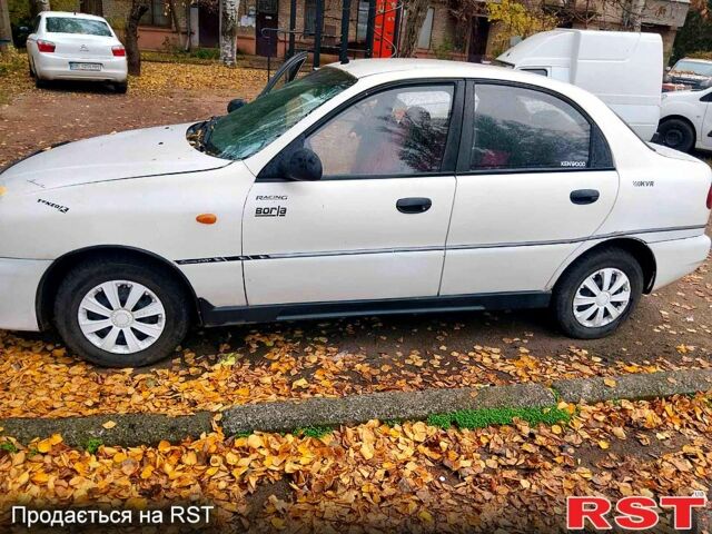 Білий Деу Сенс, об'ємом двигуна 1.3 л та пробігом 0 тис. км за 1000 $, фото 1 на Automoto.ua