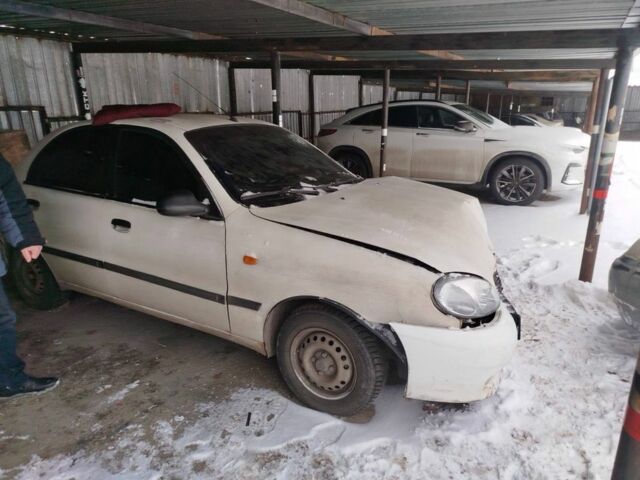 Білий Деу Сенс, об'ємом двигуна 1.5 л та пробігом 280 тис. км за 750 $, фото 1 на Automoto.ua