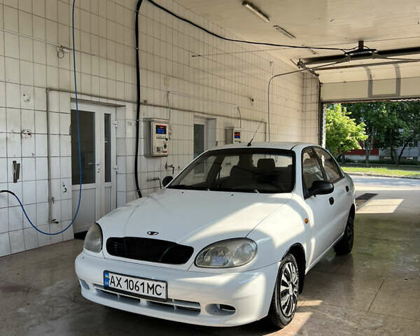Белый Дэу Сенс, объемом двигателя 1.6 л и пробегом 110 тыс. км за 1600 $, фото 1 на Automoto.ua