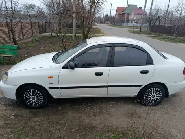 Белый Дэу Сенс, объемом двигателя 1.5 л и пробегом 190 тыс. км за 2500 $, фото 1 на Automoto.ua