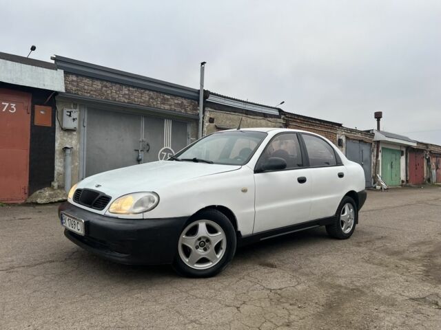 Белый Дэу Сенс, объемом двигателя 1.5 л и пробегом 211 тыс. км за 1500 $, фото 1 на Automoto.ua