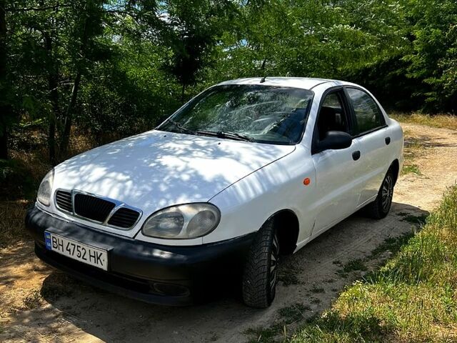 Білий Деу Сенс, об'ємом двигуна 1.3 л та пробігом 320 тис. км за 1350 $, фото 1 на Automoto.ua