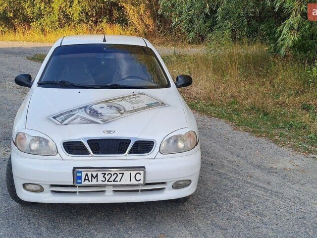 Білий Деу Сенс, об'ємом двигуна 1.3 л та пробігом 220 тис. км за 1600 $, фото 1 на Automoto.ua