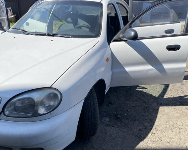 Білий Деу Сенс, об'ємом двигуна 1.3 л та пробігом 285 тис. км за 1100 $, фото 1 на Automoto.ua