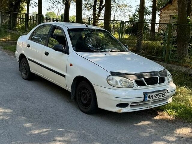 Білий Деу Сенс, об'ємом двигуна 1.3 л та пробігом 200 тис. км за 1250 $, фото 1 на Automoto.ua