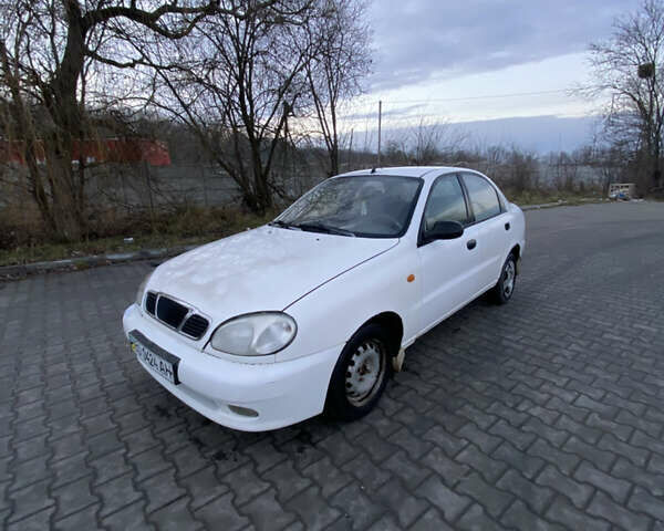 Білий Деу Сенс, об'ємом двигуна 1.3 л та пробігом 224 тис. км за 999 $, фото 1 на Automoto.ua