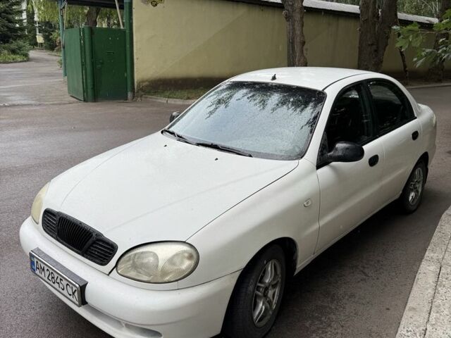Білий Деу Сенс, об'ємом двигуна 1.4 л та пробігом 200 тис. км за 950 $, фото 1 на Automoto.ua