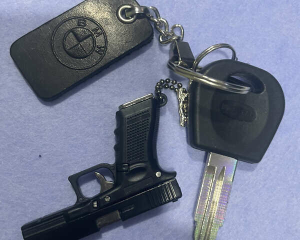 Білий Деу Сенс, об'ємом двигуна 1.3 л та пробігом 200 тис. км за 1200 $, фото 1 на Automoto.ua