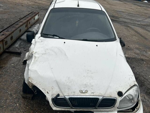 Білий Деу Сенс, об'ємом двигуна 1.5 л та пробігом 371 тис. км за 1000 $, фото 1 на Automoto.ua