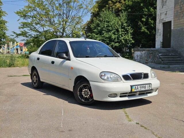 Білий Деу Сенс, об'ємом двигуна 1.5 л та пробігом 320 тис. км за 2308 $, фото 1 на Automoto.ua