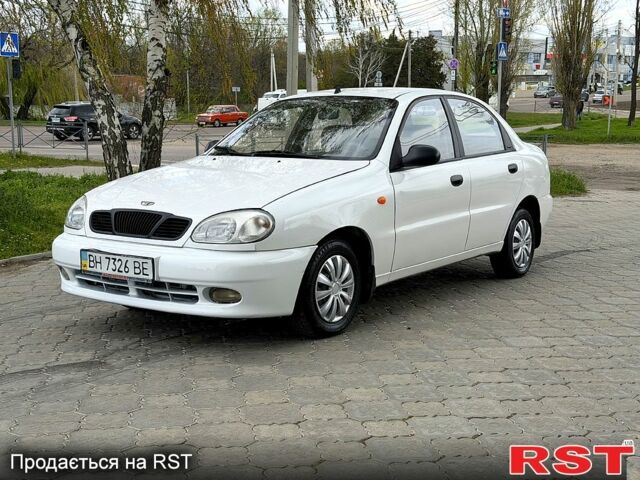 Белый Дэу Сенс, объемом двигателя 1.3 л и пробегом 196 тыс. км за 2200 $, фото 1 на Automoto.ua