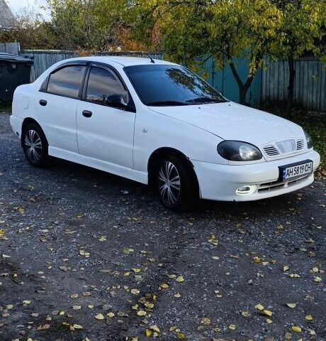 Белый Дэу Сенс, объемом двигателя 1.5 л и пробегом 380 тыс. км за 1429 $, фото 1 на Automoto.ua