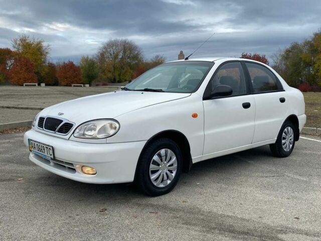 Білий Деу Сенс, об'ємом двигуна 1.5 л та пробігом 269 тис. км за 2699 $, фото 1 на Automoto.ua