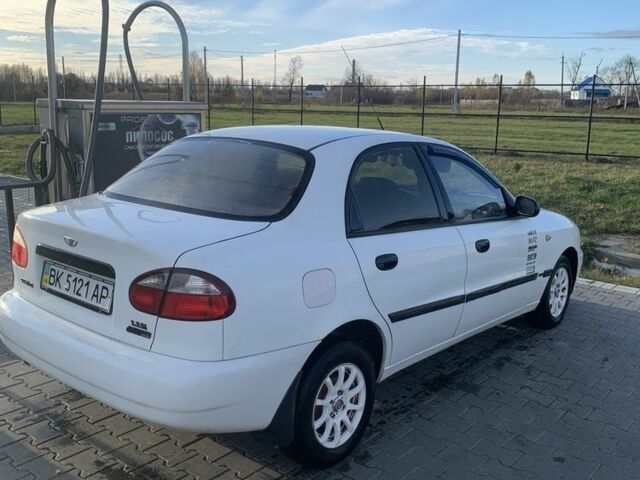 Белый Дэу Сенс, объемом двигателя 1.3 л и пробегом 165 тыс. км за 1450 $, фото 1 на Automoto.ua