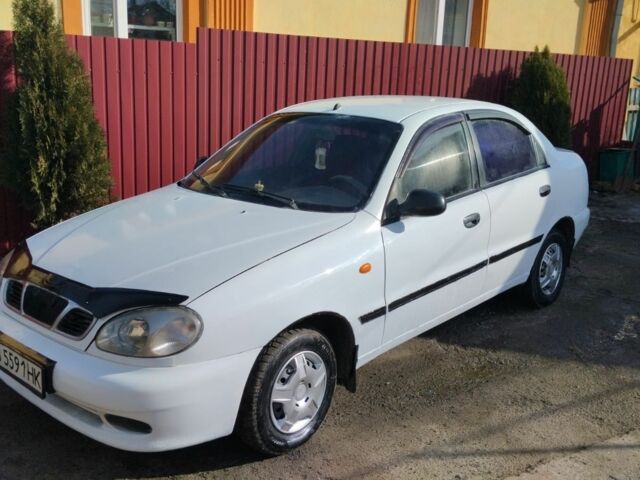 Білий Деу Сенс, об'ємом двигуна 1.3 л та пробігом 200 тис. км за 1250 $, фото 1 на Automoto.ua