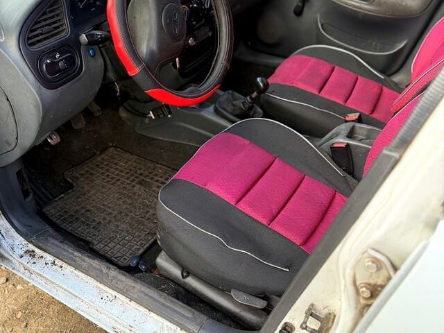 Белый Дэу Сенс, объемом двигателя 1.3 л и пробегом 0 тыс. км за 750 $, фото 1 на Automoto.ua