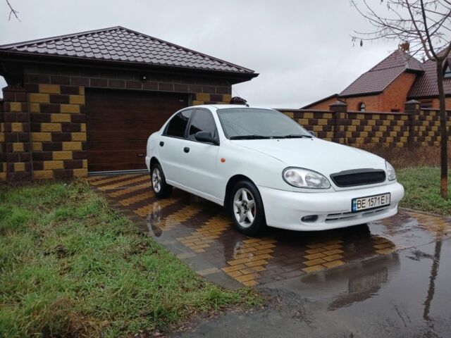 Білий Деу Сенс, об'ємом двигуна 1.5 л та пробігом 228 тис. км за 1799 $, фото 1 на Automoto.ua