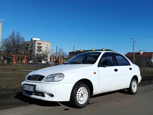 Белый Дэу Сенс, объемом двигателя 1.5 л и пробегом 3 тыс. км за 2400 $, фото 1 на Automoto.ua