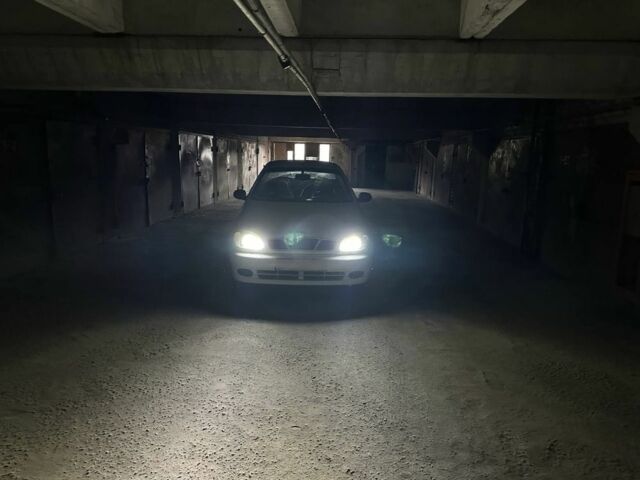 Білий Деу Сенс, об'ємом двигуна 1.5 л та пробігом 290 тис. км за 1500 $, фото 1 на Automoto.ua