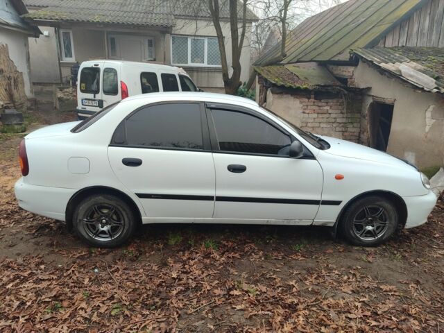 Белый Дэу Сенс, объемом двигателя 0 л и пробегом 130 тыс. км за 2200 $, фото 1 на Automoto.ua