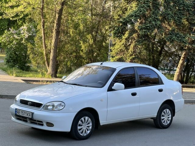 Белый Дэу Сенс, объемом двигателя 1.3 л и пробегом 218 тыс. км за 2200 $, фото 1 на Automoto.ua