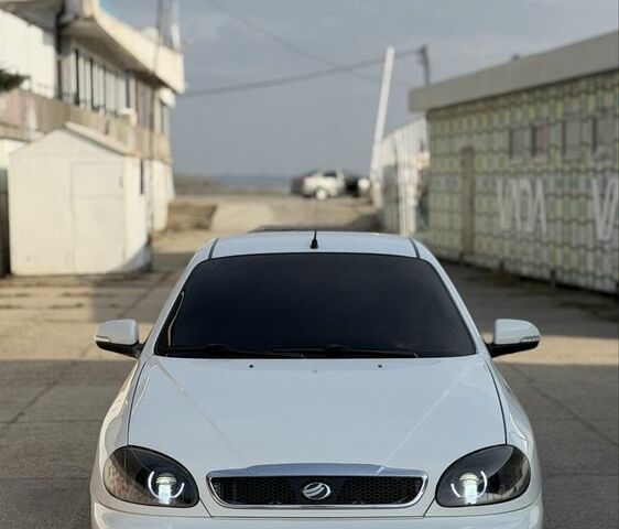 Білий Деу Сенс, об'ємом двигуна 1.3 л та пробігом 130 тис. км за 2999 $, фото 1 на Automoto.ua