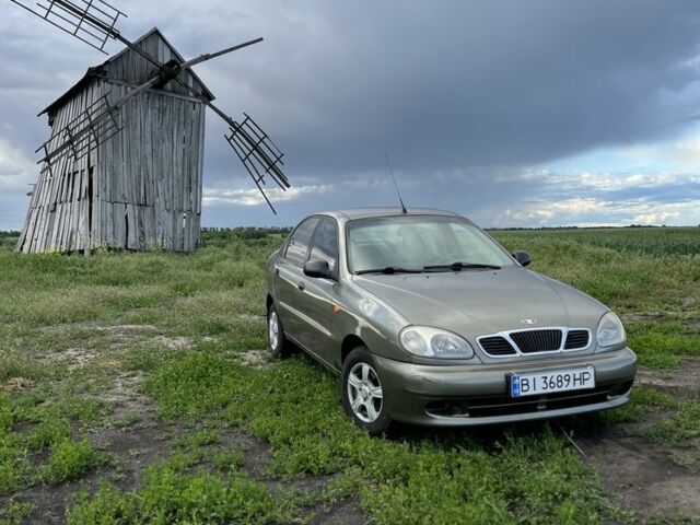 Бежевый Дэу Сенс, объемом двигателя 1.3 л и пробегом 400 тыс. км за 1350 $, фото 1 на Automoto.ua