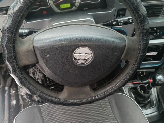 Бежевий Деу Сенс, об'ємом двигуна 1.5 л та пробігом 45 тис. км за 1350 $, фото 1 на Automoto.ua