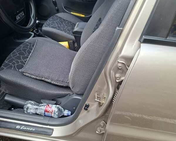 Бежевий Деу Сенс, об'ємом двигуна 1.5 л та пробігом 100 тис. км за 2496 $, фото 1 на Automoto.ua