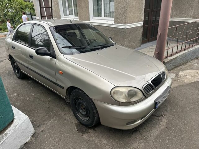 Бежевый Дэу Сенс, объемом двигателя 1.3 л и пробегом 250 тыс. км за 1500 $, фото 1 на Automoto.ua