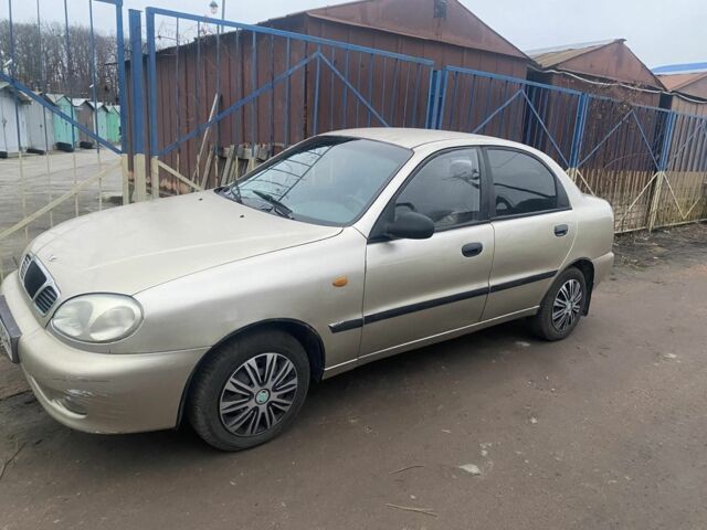 Бежевый Дэу Сенс, объемом двигателя 1.3 л и пробегом 215 тыс. км за 1000 $, фото 1 на Automoto.ua