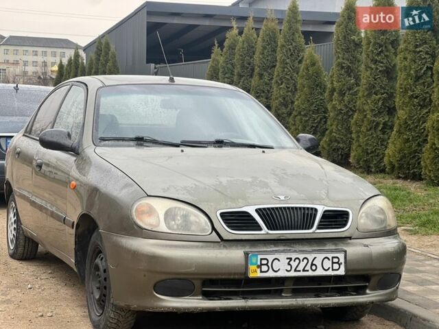 Бежевый Дэу Сенс, объемом двигателя 1.3 л и пробегом 200 тыс. км за 520 $, фото 1 на Automoto.ua