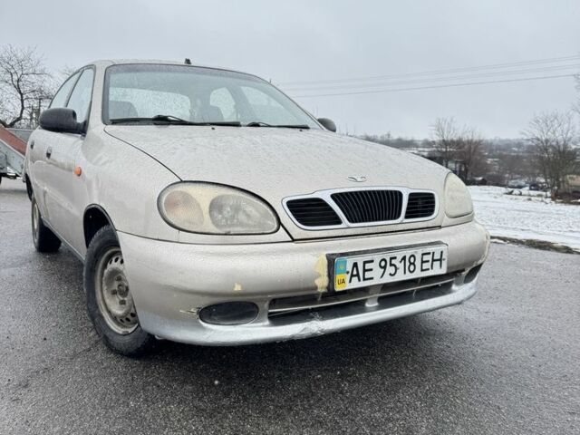 Бежевый Дэу Сенс, объемом двигателя 1.3 л и пробегом 250 тыс. км за 1450 $, фото 1 на Automoto.ua