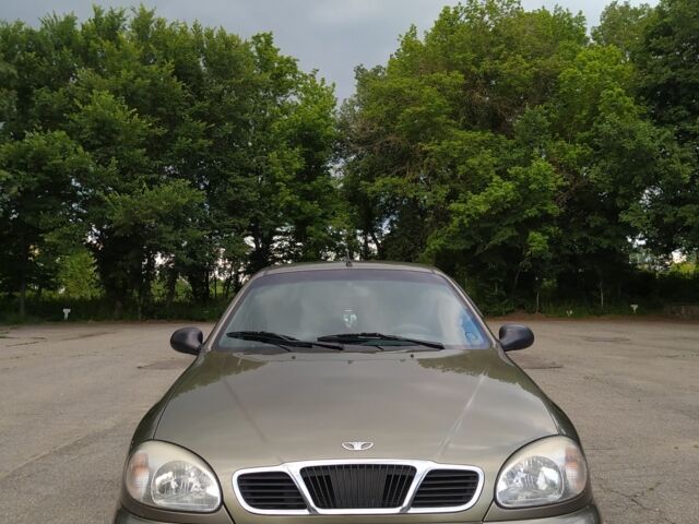 Бежевый Дэу Сенс, объемом двигателя 1.5 л и пробегом 182 тыс. км за 2550 $, фото 1 на Automoto.ua