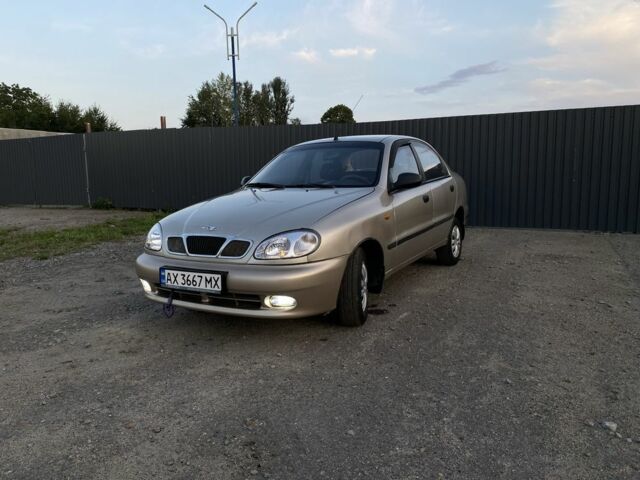 Бежевий Деу Сенс, об'ємом двигуна 1.3 л та пробігом 221 тис. км за 2100 $, фото 1 на Automoto.ua