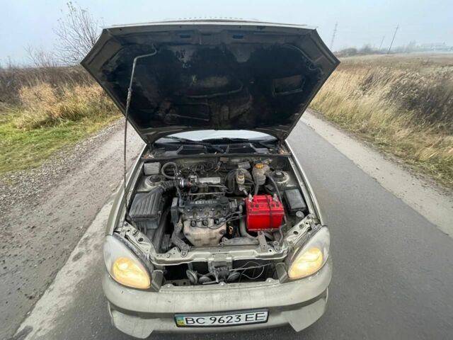 Бежевый Дэу Сенс, объемом двигателя 1.5 л и пробегом 453 тыс. км за 1300 $, фото 1 на Automoto.ua