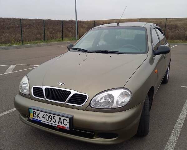 Бежевий Деу Сенс, об'ємом двигуна 1.3 л та пробігом 129 тис. км за 2100 $, фото 1 на Automoto.ua