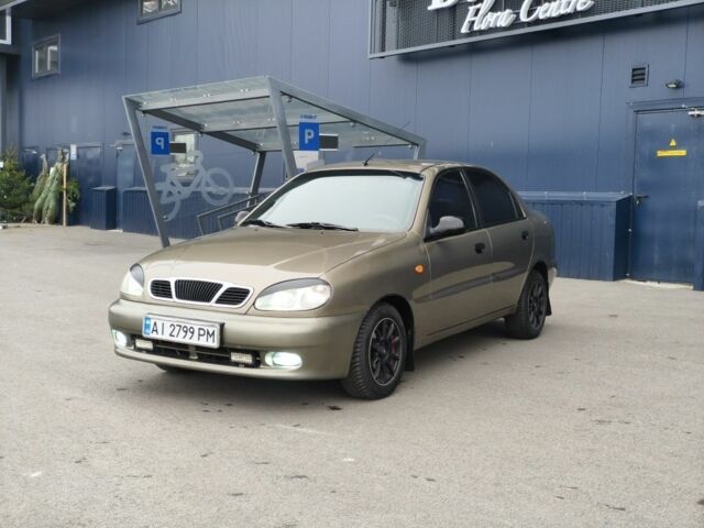 Бежевый Дэу Сенс, объемом двигателя 1.5 л и пробегом 250 тыс. км за 2500 $, фото 1 на Automoto.ua