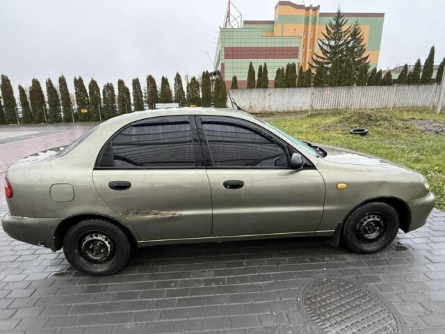 Бежевый Дэу Сенс, объемом двигателя 1.3 л и пробегом 210 тыс. км за 1700 $, фото 1 на Automoto.ua
